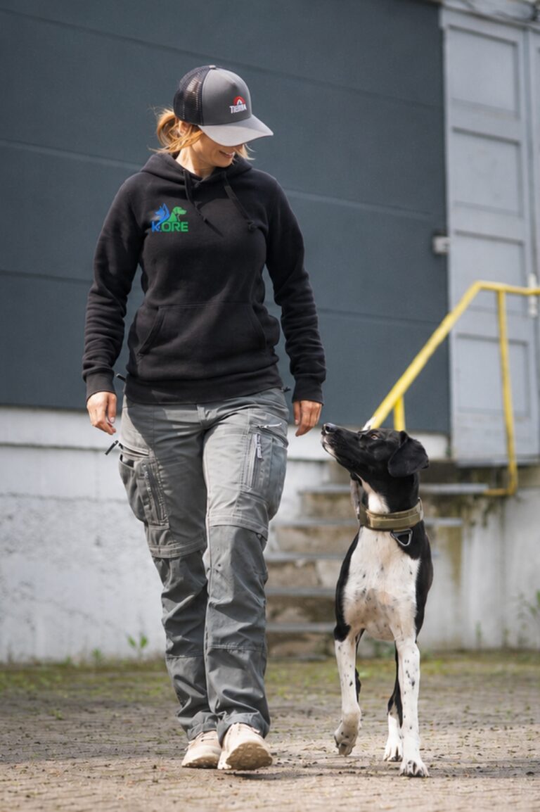 Meike Övermann, Spürhundetrainerin